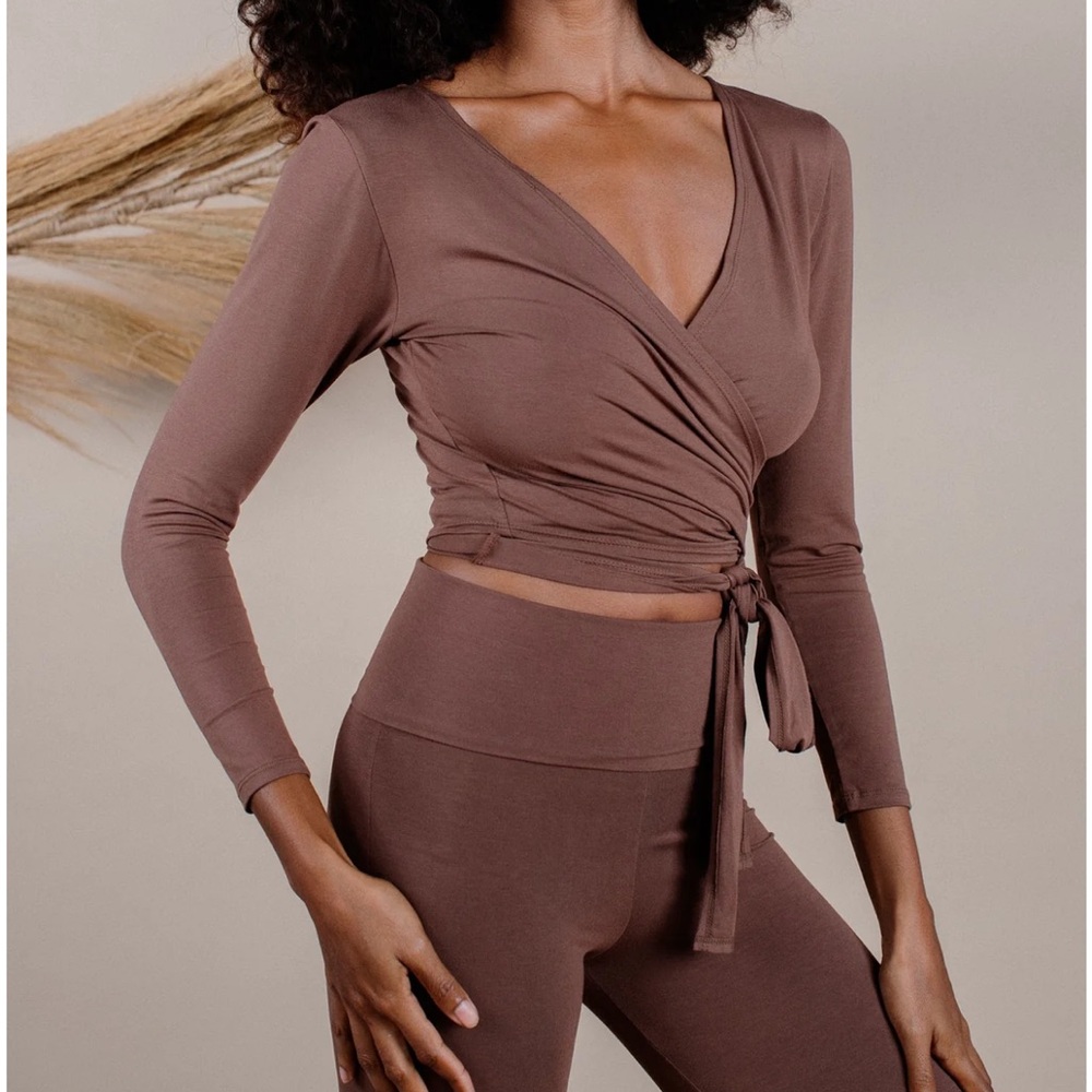Índigo Luna Agni Wrap top Chocolate